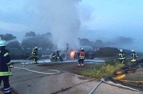 Polizeiinspektion Stade: POL-STD: Traktor und Gülleanhänger durch Feuer stark beschädigt