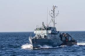 Presse- und Informationszentrum Marine: Minenjagd unter NATO-Flagge: "Weilheim" verlässt Heimathafen Kiel