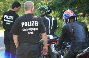 Polizeiinspektion Hameln-Pyrmont/Holzminden: POL-HM: Schwerpunktkontrolle am Nienstedter Pass: Polizei und Landkreis Hameln-Pyrmont überwachen insbesondere Motorräder - nur wenige Verstöße bei nicht idealem Biker-Wetter