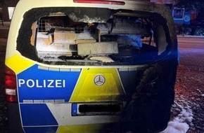 Bundespolizeidirektion Sankt Augustin: BPOL NRW: Feuer am Streifenwagen der Bundespolizei - Ermittlungen laufen