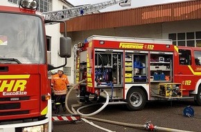 Polizeiinspektion Hameln-Pyrmont/Holzminden: POL-HM: Inventarschaden durch Feuer