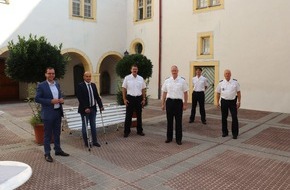 Polizeipräsidium Konstanz: POL-KN: (Immendingen) Amtswechsel beim Polizeiposten Immendingen - PHK Eiberle wechselt nach Tuttlingen - PHK Stehle wird neuer Leiter des Polizeipostens (17.09.2020)