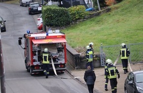 Freiwillige Feuerwehr Olsberg: FF Olsberg: Herbstabschlussübung 2022 der Feuerwehr Olsberg - Antfeld