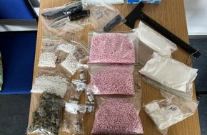 Polizeipräsidium Südhessen: POL-DA: Rüsselsheim: Kokain und Amphetamin beschlagnahmt/24-Jähriger in Haft