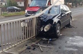 Polizeiinspektion Nienburg / Schaumburg: POL-NI: Nienburg: 26-jähriger ohne Fahrerlaubnis baut schweren Unfall