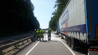 Polizeidirektion Pirmasens: POL-PDPS: Lkw bleibt auf B 270 mit Motorschaden liegen