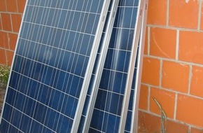 Polizeiinspektion Nienburg / Schaumburg: POL-NI: Diebstahl von 125 Solarplatten - Polizei sucht Zeugen -Bild im Download-