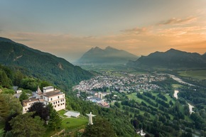 Medienmitteilung: 12. Nationaler Wandertag der &quot;Schweizer Familie&quot; - Bad Ragaz wird zur riesigen Wander- und Festmeile