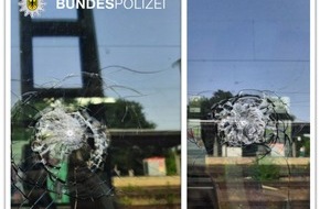 Bundespolizeidirektion Sankt Augustin: BPOL NRW: "Schüsse" auf parkenden Zug: Bundespolizei sucht Zeugen!