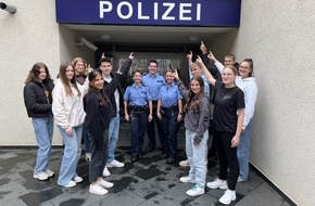 Polizeidirektion Neuwied/Rhein: POL-PDNR: Schülerpraktikum bei der Polizeiinspektion Betzdorf