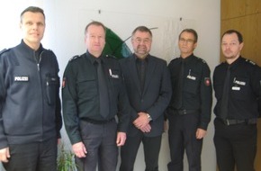 Polizeiinspektion Hameln-Pyrmont/Holzminden: POL-HOL: Seit 01.10.2010 in der Einheitsgemeinde Delligsen: Polizeioberkommissar Frank Domke verstärkt die Polizeistation Delligsen