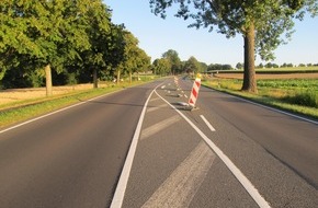 Polizeiinspektion Hameln-Pyrmont/Holzminden: POL-HM: Transporter fährt in Baustellenabsperrung