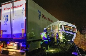 Feuerwehr Dortmund: FW-DO: Drei Verletzte bei Unfall auf der A2