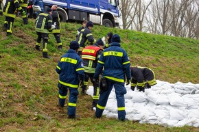 FW Alzey-Worms: Abschlusspressemeldung zur Vollübung "Hochwasser" Vollübung "Hochwasser" im Landkreis Alzey-Worms erfolgreich abgeschlossen - vorläufiges Fazit