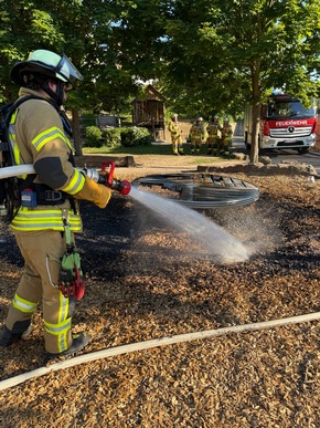 FW Weinheim: Mehrere Brandeinsätze beschäftigen Feuerwehr über das Pfingstwochenende