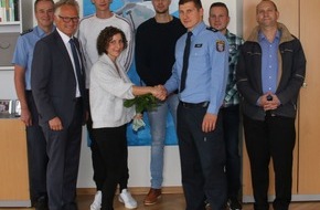 Polizeipräsidium Osthessen: POL-OH: Belobigung für vorbildliches Verhalten
