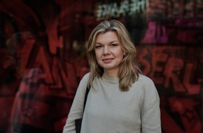 Evangelische Akademie Sachsen: „Aus dem Gefängnis aufs Podium“ – Belarussische Journalistin Kseniya Lutskina spricht in Dresden über ihre Haft, Freiheit und Verantwortung