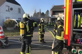 Freiwillige Feuerwehr Kranenburg: FW Kranenburg: Brand in einer Kfz-Werkstatt an der Klever Straße