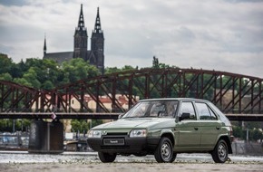Skoda Auto Deutschland GmbH: SKODA FAVORIT: Start einer Erfolgsära vor 30 Jahren (FOTO)