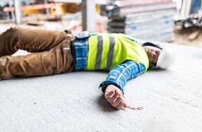 BG BAU Berufsgenossenschaft der Bauwirtschaft: Workers Memorial Day 2022: Einsatz für sichere und gesunde Arbeit