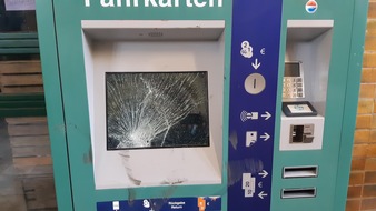 Bundespolizeiinspektion Kassel: BPOL-KS: Display von Fahrkartenautomat eingeschlagen