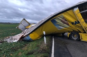 Polizei Düren: POL-DN: Lkw verliert Ladung