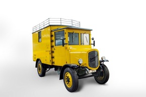 PM: Ein elektrisches Jahrhundert: Wie sich Post-Fahrzeuge in Deutschland weiterentwickelt haben / PR: An electric century: The evolution of postal vehicles in Germany
