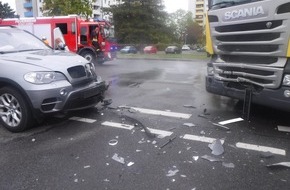 Polizei Düren: POL-DN: Lkw-Fahrer missachtet Vorfahrt