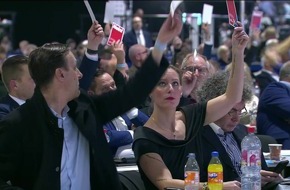 MDR-Talk &bdquo;Fakt ist!&ldquo;: &bdquo;Linker Protest gegen rechte Politik &ndash; Der AfD-Bundesparteitag in Erfurt&ldquo;
