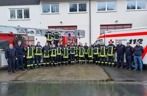 Feuerwehr Wenden: FW Wenden: Feuerwehr Wenden startet mit neuem Grundlehrgang