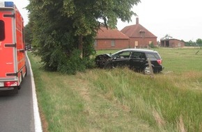 Polizei Minden-Lübbecke: POL-MI: Auto kommt von der Varler Straße ab