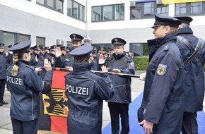 Bundespolizeidirektion Flughafen Frankfurt am Main: BPOLD FRA: 128 Bundespolizisten feierlich am Flughafen Frankfurt vereidigt