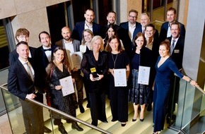 BearingPoint GmbH: BearingPoint erzielt wieder einen Hattrick bei den "Best of Consulting"-Awards
