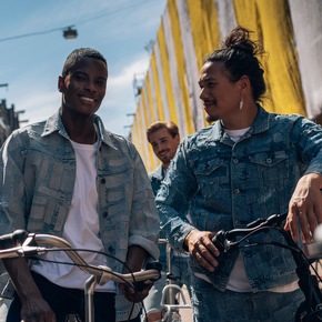 Levi&#039;s® und Swapfiets engagieren sich gemeinsam in einer einzigartigen Kampagne für Beständigkeit und Nachhaltigkeit