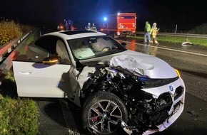 Polizeidirektion Kaiserslautern: POL-PDKL: PKW fährt auf LKW auf...