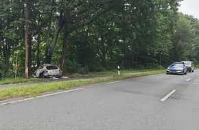 Polizeiinspektion Cuxhaven: POL-CUX: Tödlicher Verkehrsunfall auf der L135 in Midlum (Foto im Anhang)