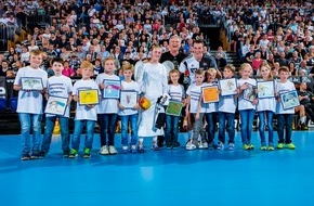 Mukoviszidose e.V.: Zehn Jahre beim THW Kiel - Zehn Jahre als Botschafter des Mukoviszidose e.V.