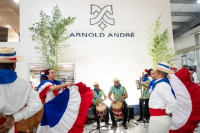 Fachhändler und ProCigar Festival Besucher: zu Gast bei Arnold André Dominicana