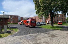 Feuerwehr Schermbeck: FW-Schermbeck: Feuerwehr rettet Person aus Aufzug