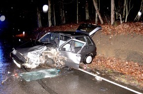 Polizeidirektion Kaiserslautern: POL-PDKL: Verkehrsunfall mit fünf leicht verletzten Personen