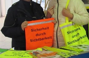 Polizei Mettmann: POL-ME: "Sicherheit durch Sichtbarkeit": Polizei berät am Infostand - Monheim am Rhein - 2301049