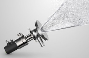 GEA Group Aktiengesellschaft: GEA Direct Sprayer DS 25: Less Water, Faster Cleaning