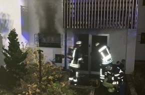 Feuerwehr Dortmund: FW-DO: Nachbarn bemerken Brand in leerstehenden Gebäude
