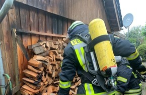 Polizeiinspektion Stade: POL-STD: Alarm für die Ortswehren aus Agathenburg, Dollern und Hagen - Feuer schnell gelöscht