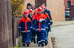 Freiwillige Feuerwehr Lehrte: FW Lehrte: Zum 45-jährigen Jubiläum: Freiwillige Feuerwehr Aligse richtet Stadtjugendfeuerwehr Orientierungsmarsch aus.