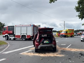 FW-AUR: Mehrere Verletzte nach Aufprall auf Landesstra&szlig;e 34