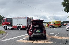 Freiwillige Feuerwehr Aurich: FW-AUR: Mehrere Verletzte nach Aufprall auf Landesstra&szlig;e 34