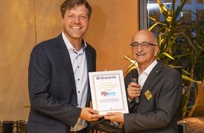 Kiwanis Distrikt Deutschland e.V.: 10.000 Euro f&uuml;r mehr Freude an Mathematik / Kiwanis-Kinderhilfe Deutschland e.V. w&uuml;rdigt bundesweites Bildungsprojekt "Mathe im Advent"