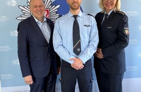 Polizei Paderborn: POL-PB: Paderborner Polizeikommissar erhält Ehrung für Bachelorarbeit