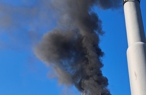 Feuerwehr München: FW-M: Massive Rauchentwicklung durch Brand (Moosach)